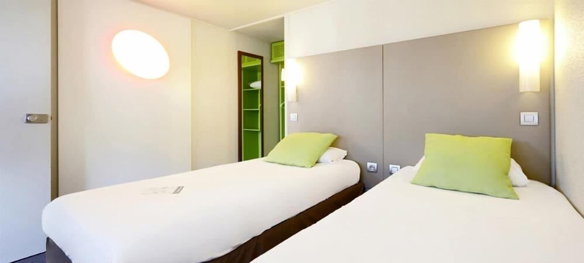 Campanile Auxerre - Moneteau Hotel Buitenkant foto