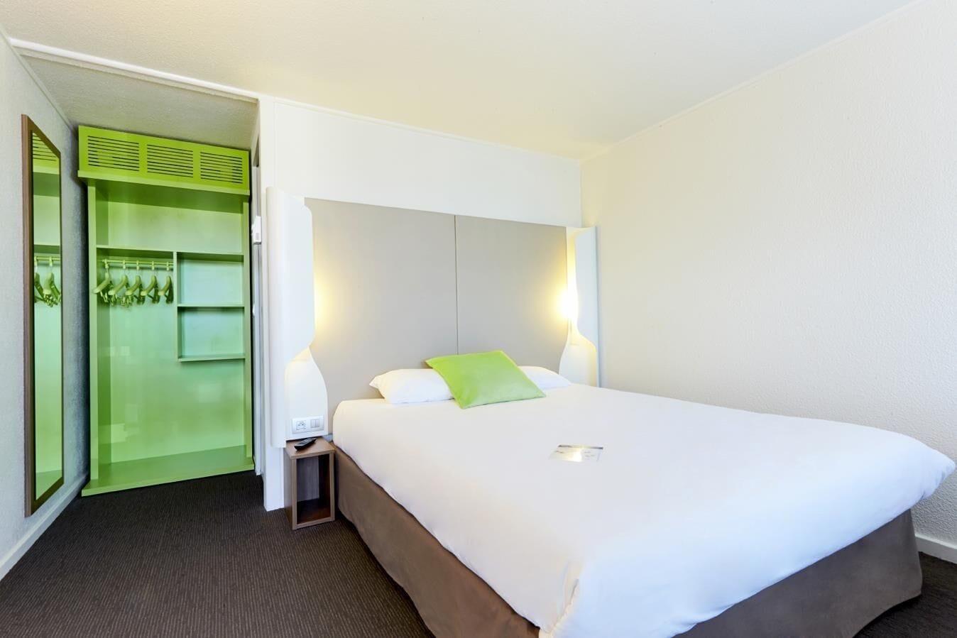 Campanile Auxerre - Moneteau Hotel Buitenkant foto